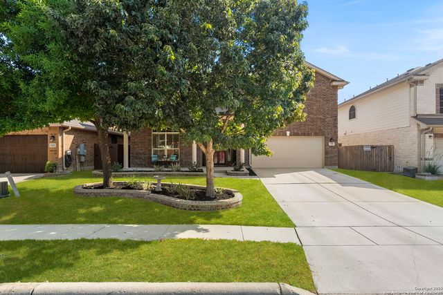 518 Eldridge Dr, Cibolo, TX 78108