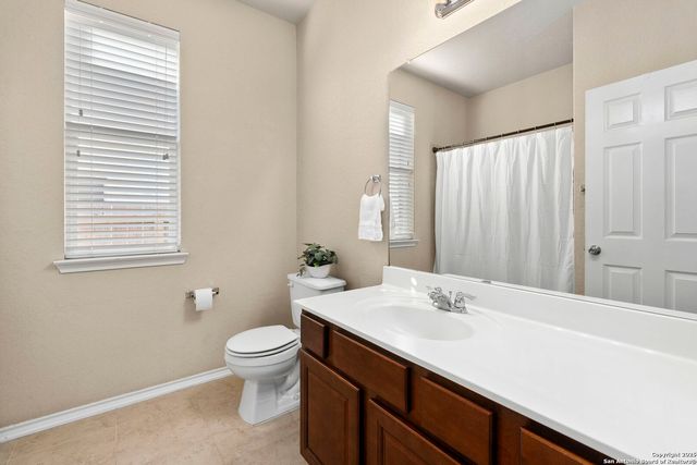 518 Eldridge Dr, Cibolo, TX 78108