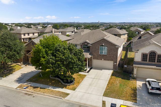 518 Eldridge Dr, Cibolo, TX 78108