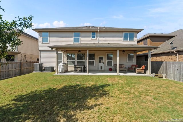 518 Eldridge Dr, Cibolo, TX 78108