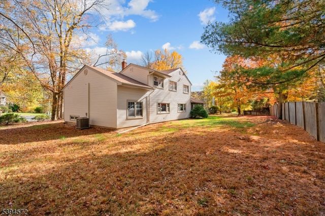 4 New Hampshire Ct, Parsippany-troy Hills Twp., NJ 07034