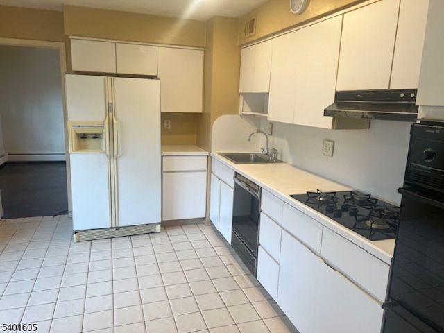 4 New Hampshire Ct, Parsippany-troy Hills Twp., NJ 07034