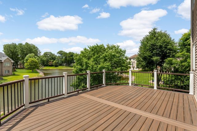 2748 105th Avenue NE, Blaine, MN 55449