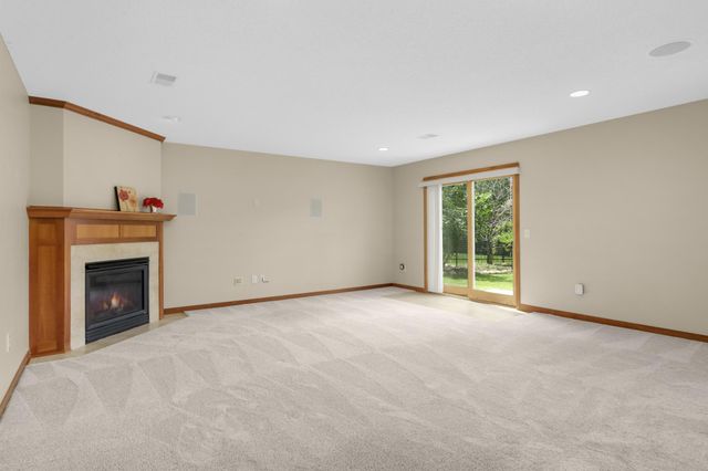 2748 105th Avenue NE, Blaine, MN 55449