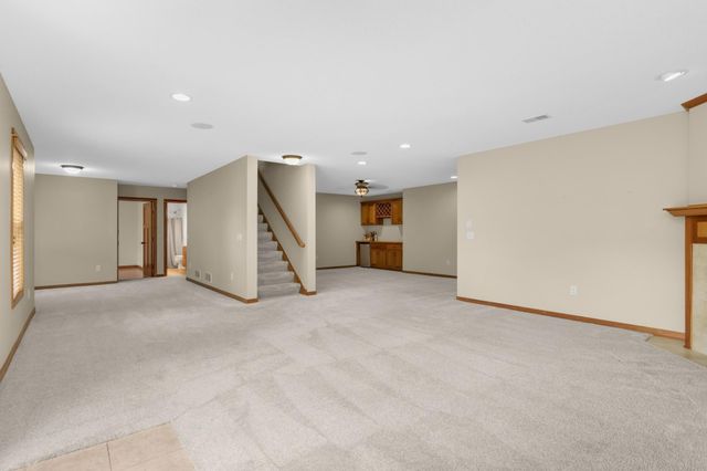 2748 105th Avenue NE, Blaine, MN 55449
