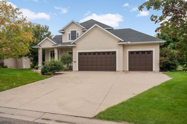 2748 105th Avenue NE, Blaine, MN 55449