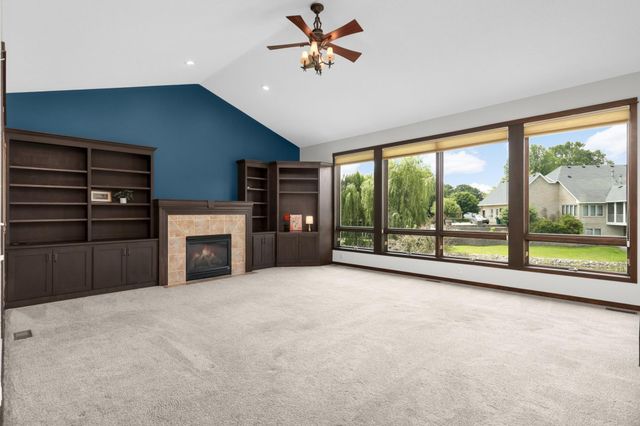 2748 105th Avenue NE, Blaine, MN 55449