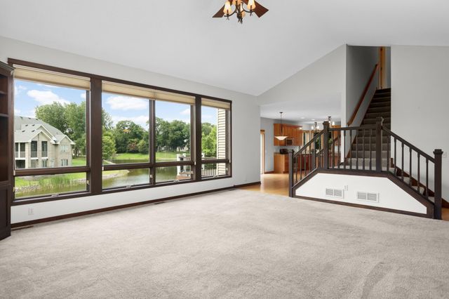 2748 105th Avenue NE, Blaine, MN 55449