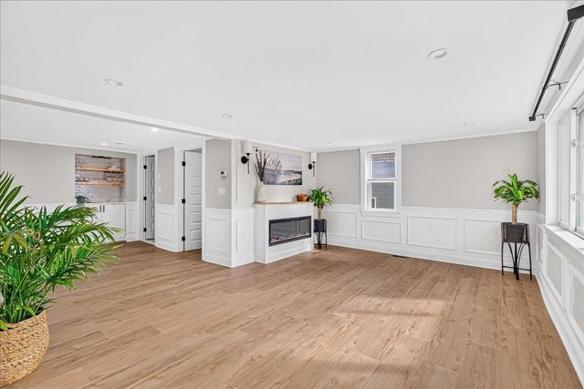 25 Fairmount St, New Bedford, MA 02740