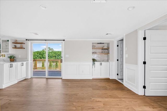 25 Fairmount St, New Bedford, MA 02740