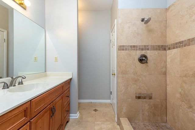 145 RIVERWALK PL, Memphis, TN 38103