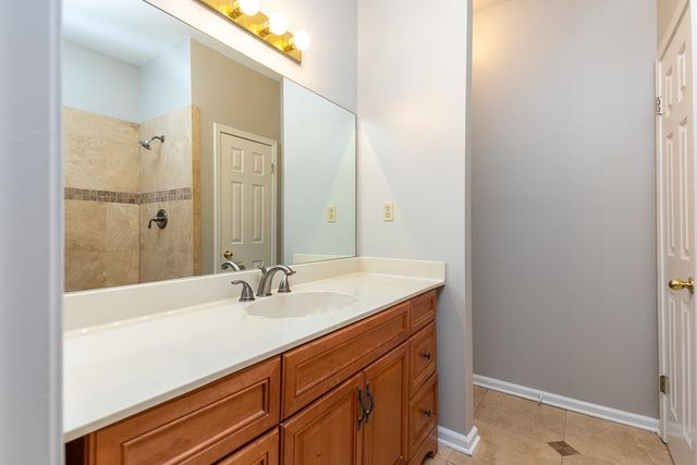 145 RIVERWALK PL, Memphis, TN 38103