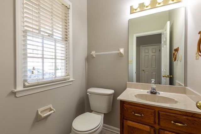 145 RIVERWALK PL, Memphis, TN 38103