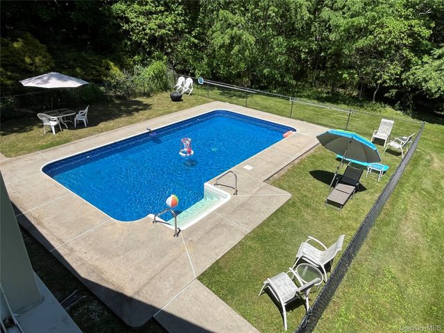 51 Lakeside Road, Newburgh, NY 12550