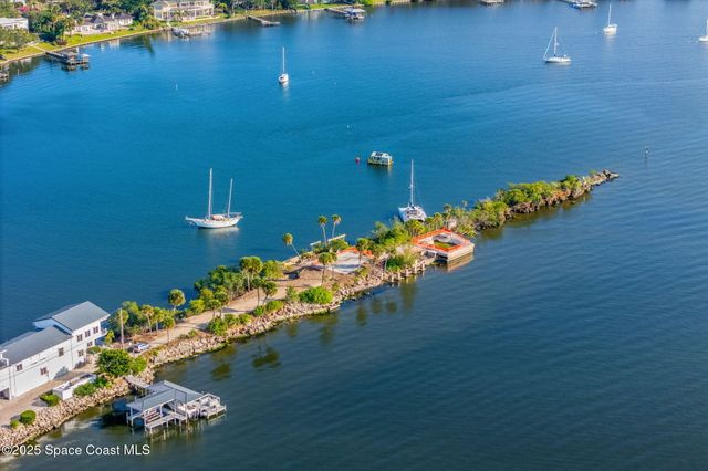 11680 Dragon Point Drive, Merritt Island, FL 32952