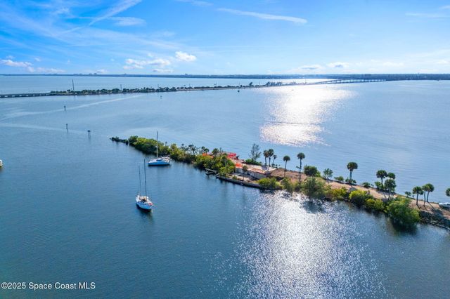11680 Dragon Point Drive, Merritt Island, FL 32952