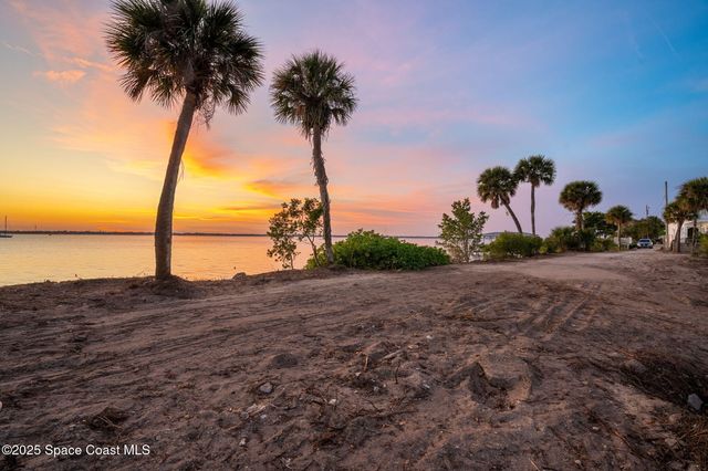 11680 Dragon Point Drive, Merritt Island, FL 32952