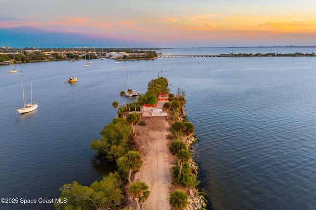 11680 Dragon Point Drive, Merritt Island, FL 32952