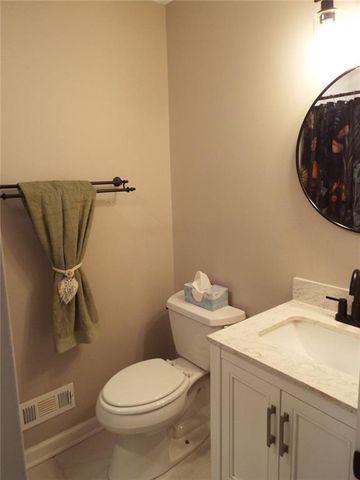4943 Apple Valley Road, Douglasville, GA 30135