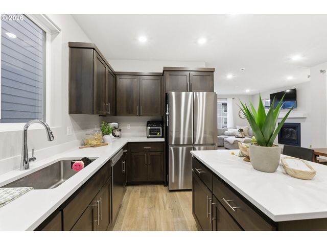 31066 Nw BROOKING St, North Plains, OR 97133