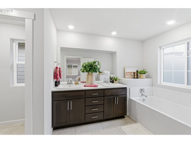 31066 Nw BROOKING St, North Plains, OR 97133