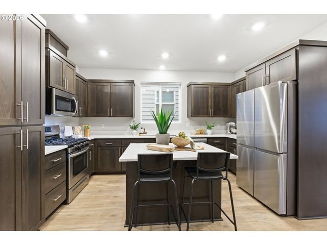 31066 Nw BROOKING St, North Plains, OR 97133