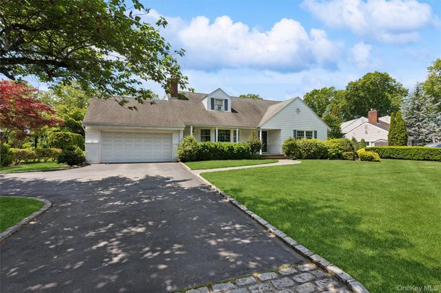 142 Rockaway Avenue, Garden City, NY 11530
