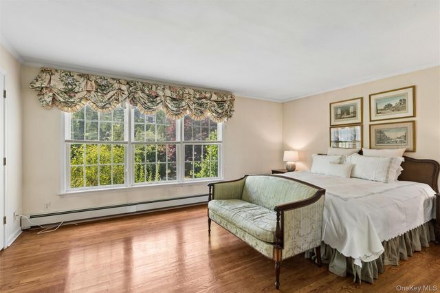 142 Rockaway Avenue, Garden City, NY 11530