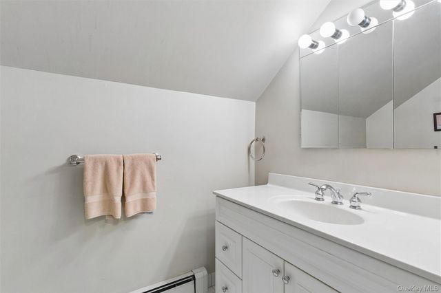 142 Rockaway Avenue, Garden City, NY 11530