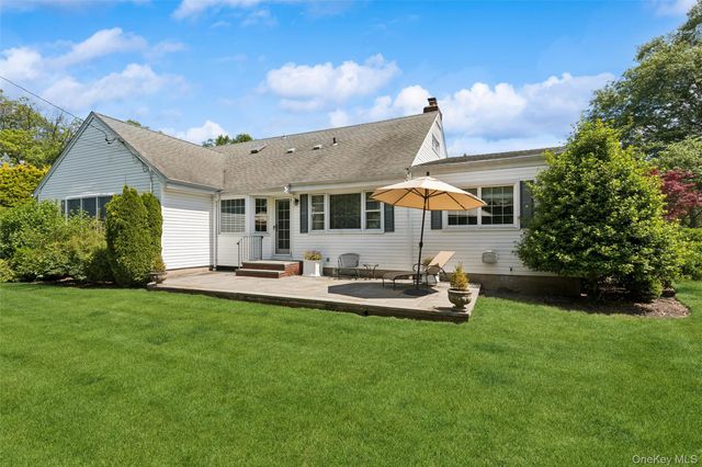 142 Rockaway Avenue, Garden City, NY 11530