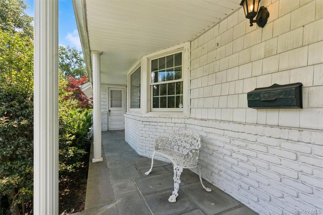 142 Rockaway Avenue, Garden City, NY 11530