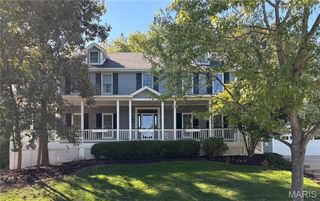 310 Greenbriar Estates Drive, Des Peres, MO 63122