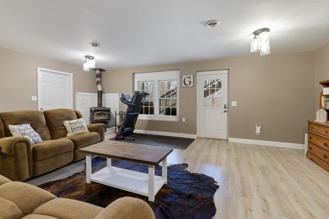 2323 Nubbin Ridge Rd, Dickson, TN 37055