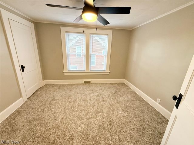 729 4th Street NW, New Philadelphia, OH 44663