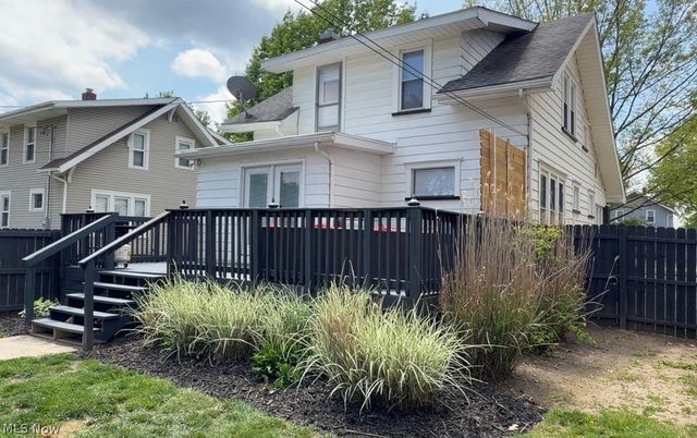 729 4th Street NW, New Philadelphia, OH 44663