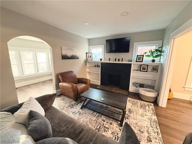 729 4th Street NW, New Philadelphia, OH 44663