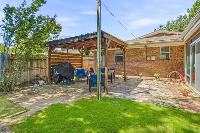 1787 N Mccart Street, Stephenville, TX 76401