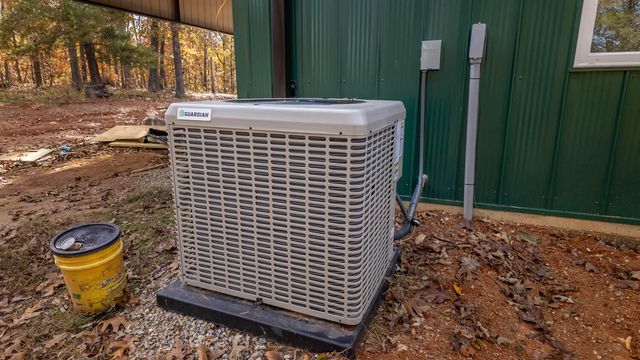 755 County Road 224a, Alton, MO 65606