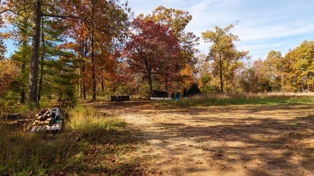 755 County Road 224a, Alton, MO 65606