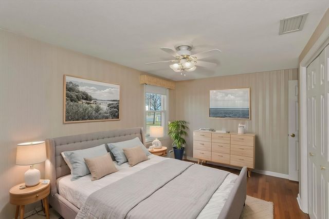 309 Island Pond Rd, Springfield, MA 01118