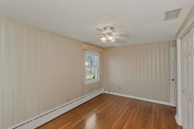 309 Island Pond Rd, Springfield, MA 01118