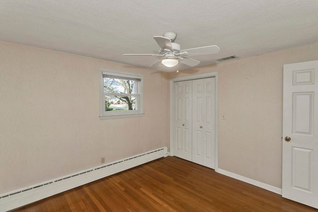 309 Island Pond Rd, Springfield, MA 01118