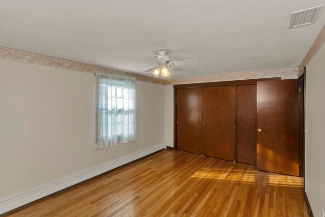 309 Island Pond Rd, Springfield, MA 01118