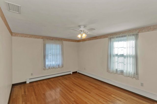 309 Island Pond Rd, Springfield, MA 01118