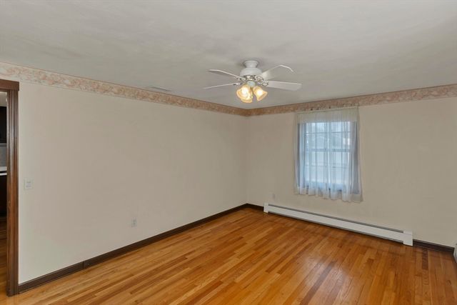 309 Island Pond Rd, Springfield, MA 01118