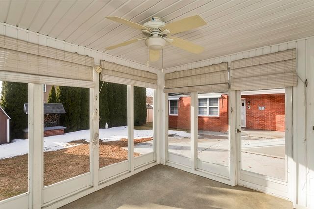 309 Island Pond Rd, Springfield, MA 01118