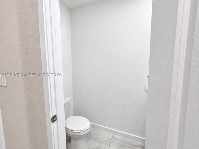 2419 SE 11th St, Homestead, FL 33035