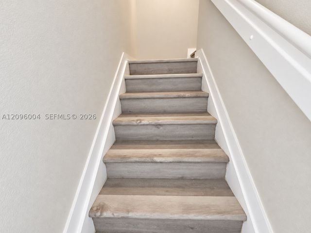 2419 SE 11th St, Homestead, FL 33035