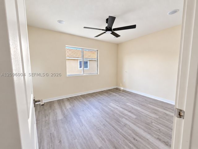 2419 SE 11th St, Homestead, FL 33035