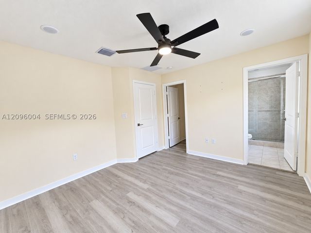 2419 SE 11th St, Homestead, FL 33035
